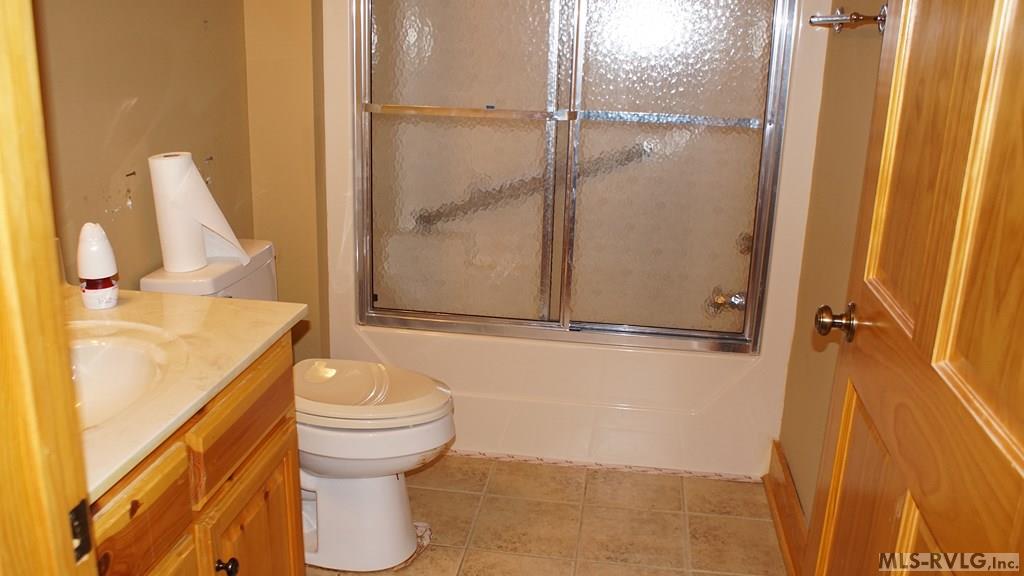 Bath - 202 Waterside Dr, Henrico NC 27842