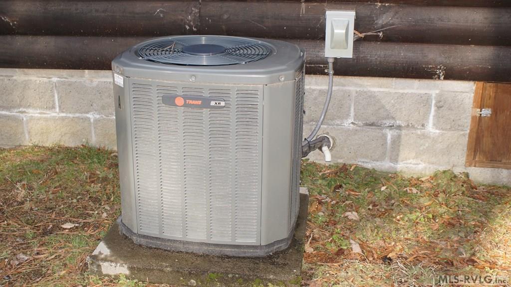 HVAC - 202 Waterside Dr, Henrico NC 27842