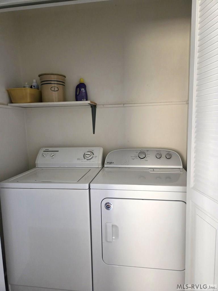 LAUNDRY ROOM - 829 Allen Avenue, Roanoke Rapids NC 27870