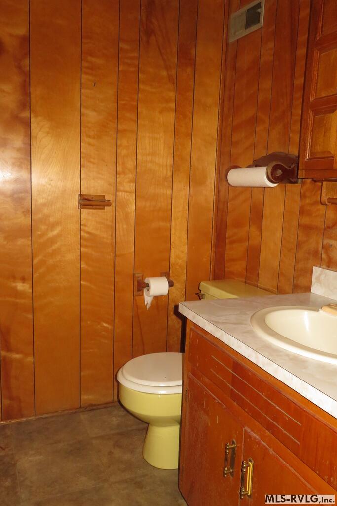 Residential/Vacation at 111 Woodland Road, Roanoke Rapids NC 27870, photo 18 of 25