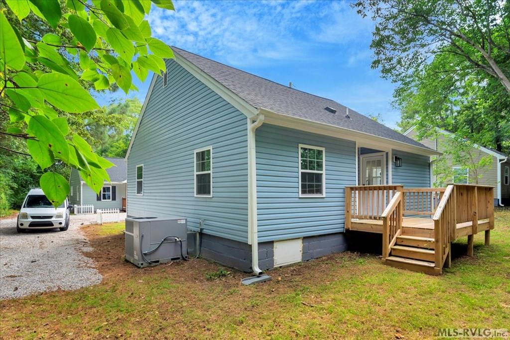 Residential/Vacation at 214 Williams, Warrenton NC 27589, photo 13 of 19